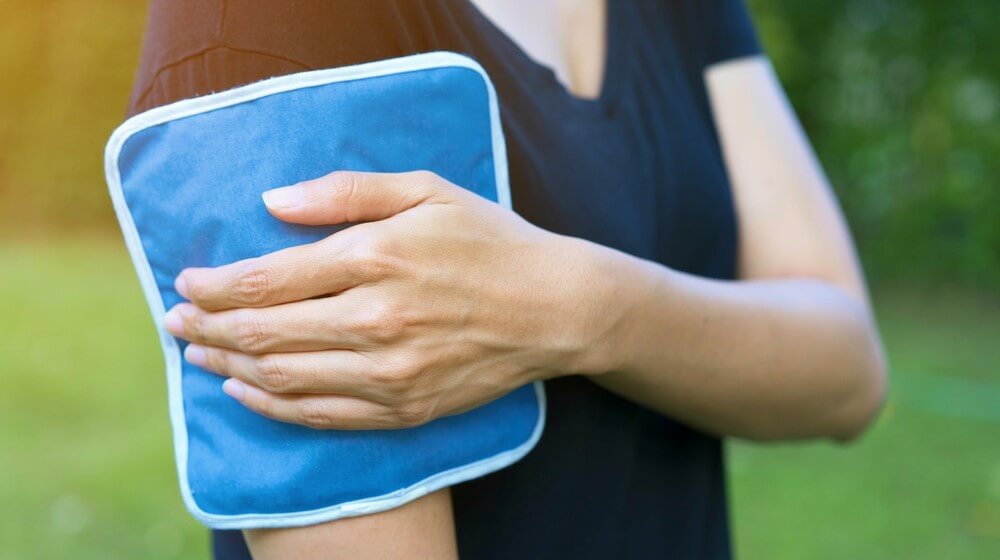 Cold compresses after PRP injection