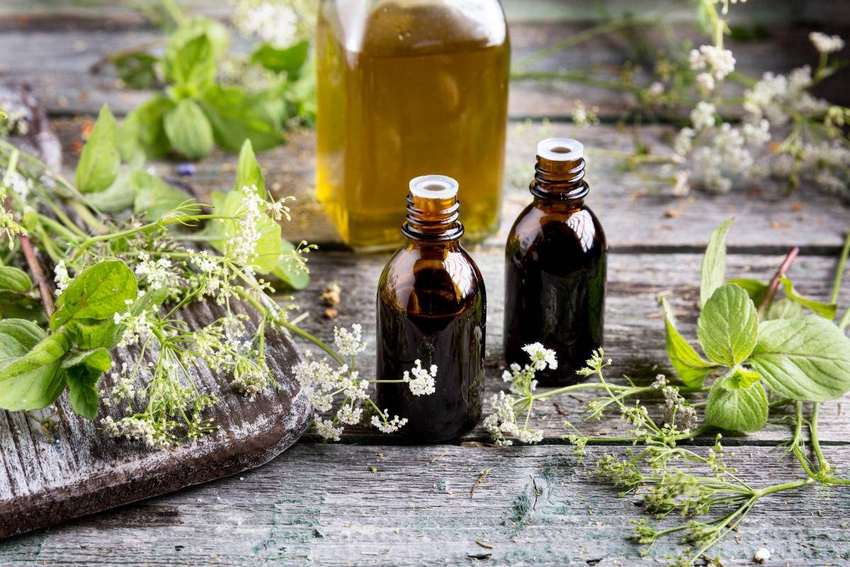 Using Essential Oils for Back Pain